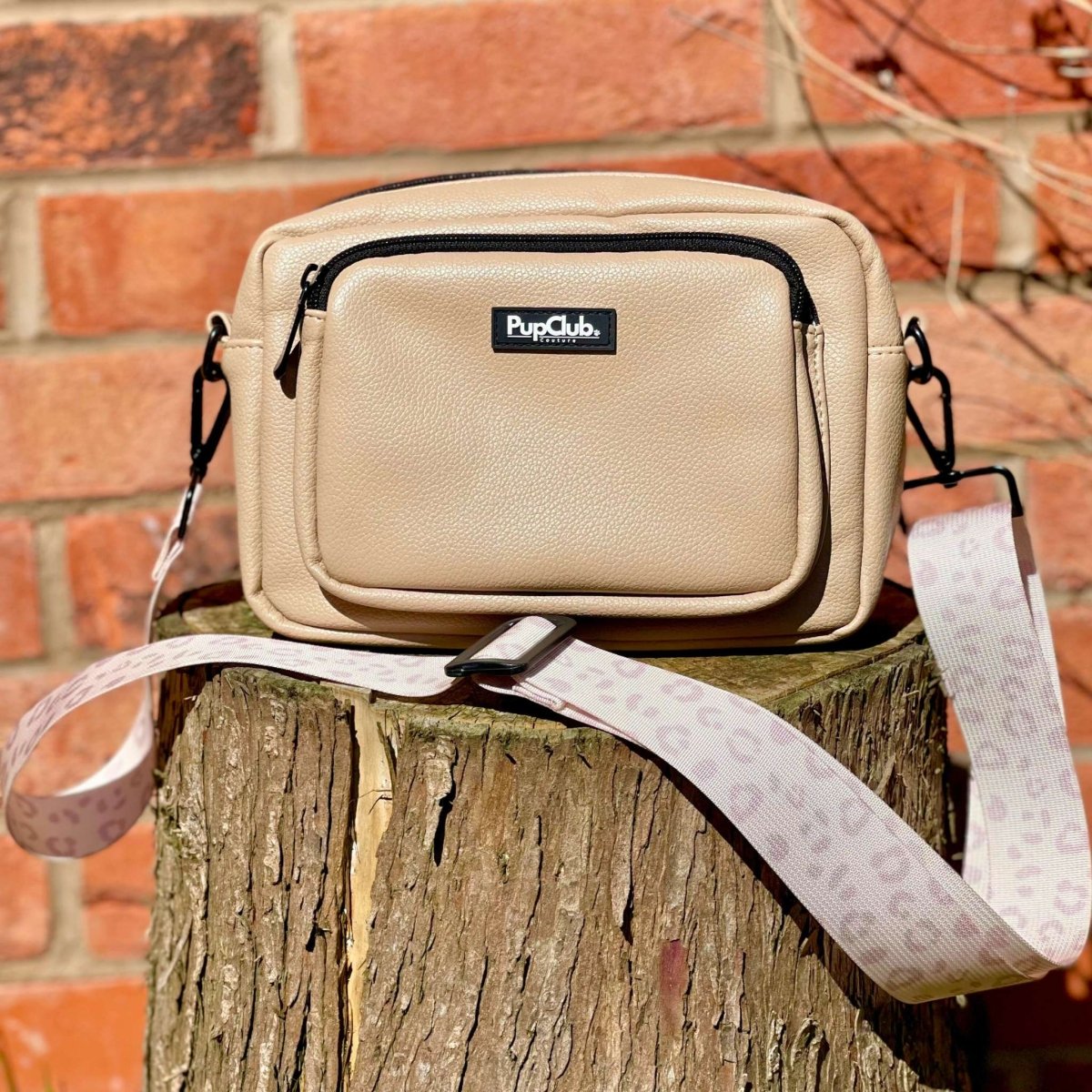 crossbody dog walking bag - Tan vegan leather - Pupclub Couture