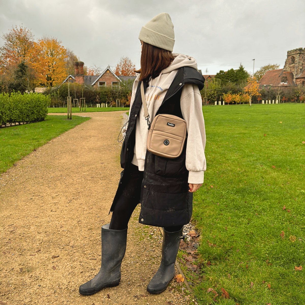 dog walking bag tan pupclub couture