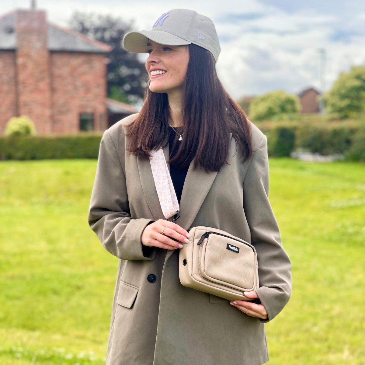 crossbody dog walking bag - Tan vegan leather - Pupclub Couture